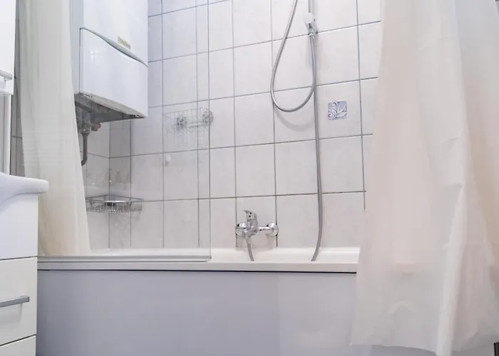 Apartment, 3 Min To U1 Reumannplatz Vídeň